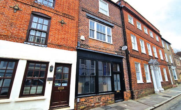 Ground floor office suite for sale in Guildford Surrey