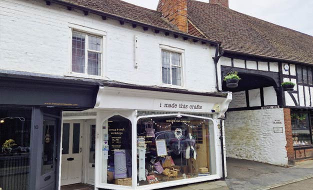 Retail or office class E premises to let in Godalming