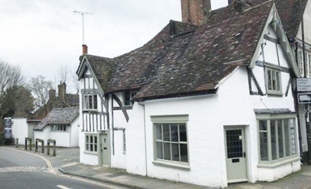 prominent retail premises for sale in Petworth, West Sussex